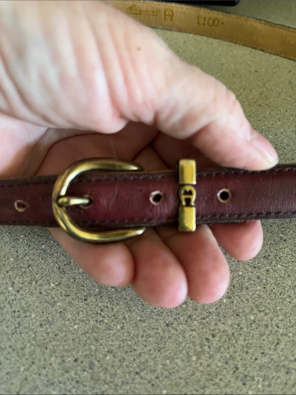 Etienne Aigner Slim Burgundy Leather Belt with Brass Accent - Picture 4 of 6